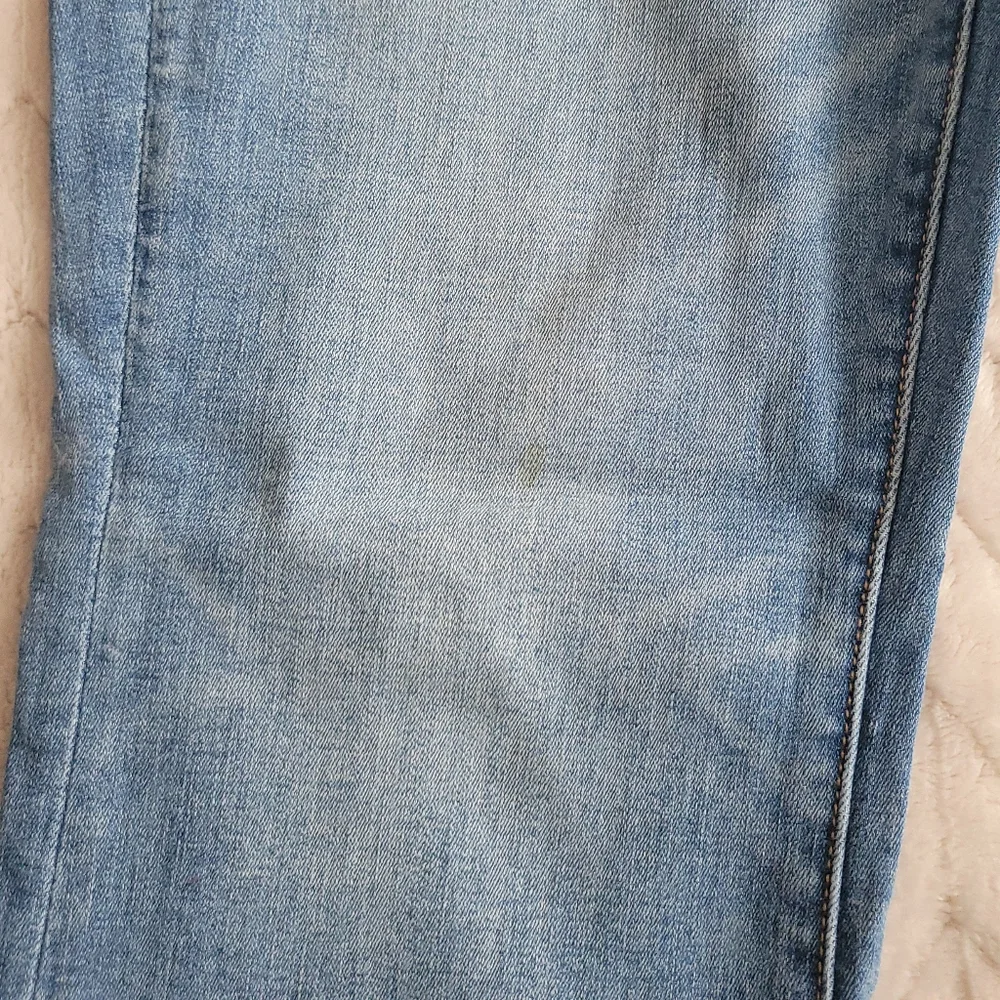 AMERICAN EAGLE (14) - Picture 3 of 9